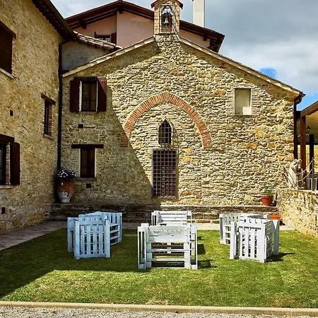 Borgo Monte Cedrone Vakantiehuis *